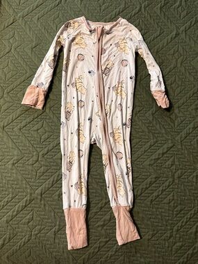 ⭐️2/$20⭐️ Little One Shop Bear-Print Kids One-Piece